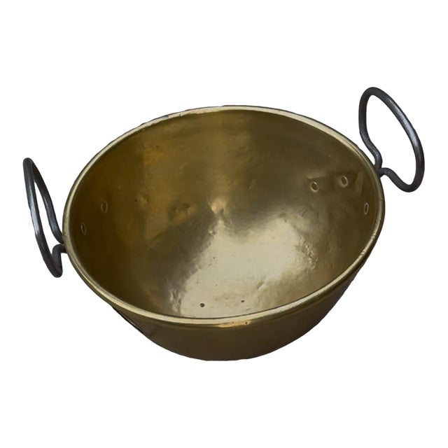 Early 20th Century Art Deco Brass Farmhouse Double Handle Bowl For Sale