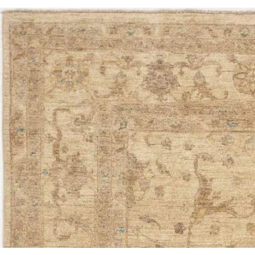 Hand knotted. Vegetable dyes. soft color palette. Pastel tone. Farahan design. 8'x 8'