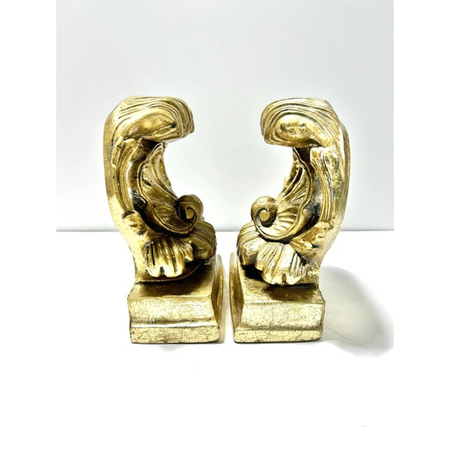 Vintage Gold Gilt Shell Bookends – Neoclassical Rococo Pair For Sale - Image 4 of 6