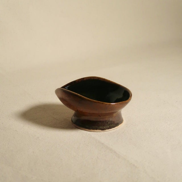 Hand-Thrown Studio Ceramic Bowl With Undulating Rim Earthy Brown and Blue Glaze on Pedestal Foot For Sale - Image 12 of 13