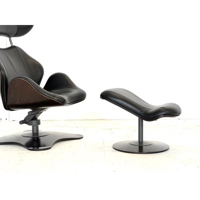 Toshiyuki Kita Set of Leather Tok Armchair & Ottoman by Toshiyuki Kita for Stokke For Sale - Image 4 of 17