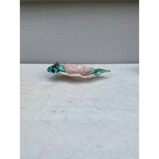 1900 - 1909 Small French Majolica Flower Dish Circa 1900 For Sale - Image 5 of 6