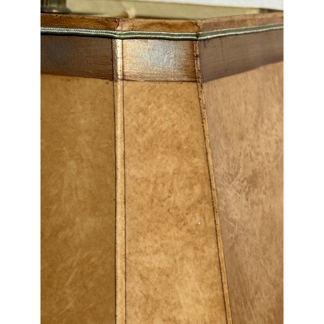 1960s Pair of White and Brass Neoclassical Hollywood Regency Lamps With Custom Handmade Shell Accent Shades For Sale - Image 13 of 16