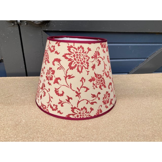 Traditional Brunschwig & Fils Floral Print Fabric Lampshade For Sale - Image 3 of 3