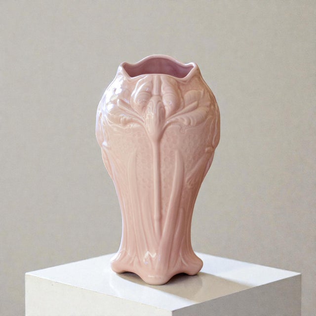 Large Antique French Art Nouveau Vase in Pink Majolica from Salins-Les-Bains For Sale - Image 4 of 10