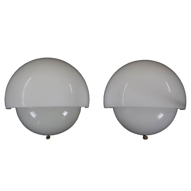 Mania Grande Wall Lamps by Vico Magistretti for Artemide, 1990s, Set of 2 For Sale - Image 10 of 10