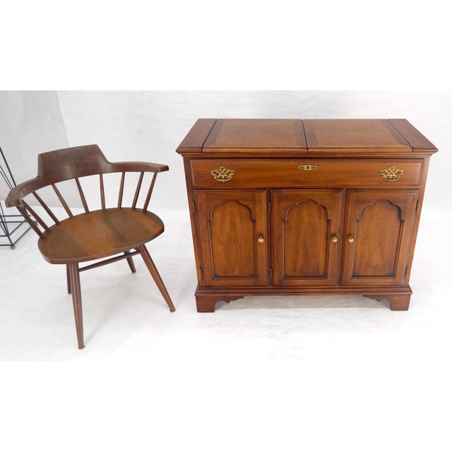 Flip Top Banded One Drawer Raised Panel Cherry 3 Door Liquor Cabinet Server MINT For Sale - Image 15 of 18