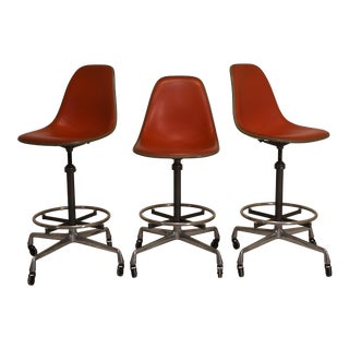 1970s Vintage Eames Swivel Stools - Set of 3 For Sale