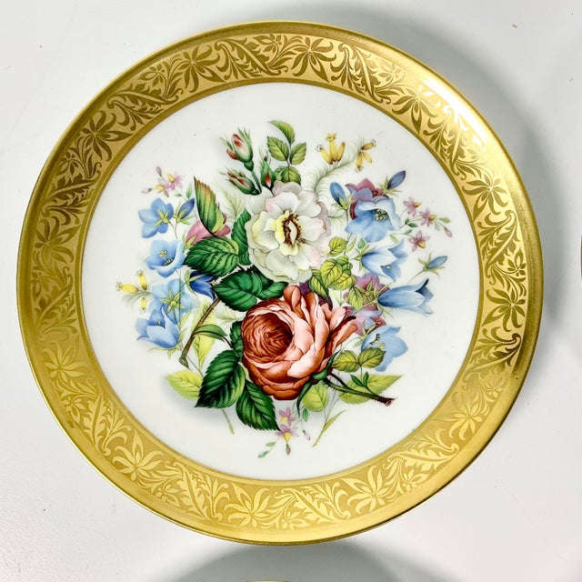 Metal 1980s Vintage Hollywood Regency Italian Horchow Flora Botanical Wall Plates - Set of 4. For Sale - Image 7 of 10