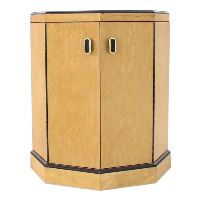 Vintage Mid Century Birds Eye Maple Side Table Pedestal For Sale