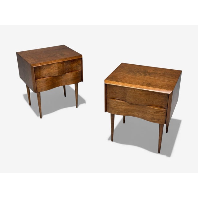 Brown Edmond J Spence, Swedish Modern, Maple, Rare Wave Nightstands, 1950s, A Pair For Sale - Image 8 of 17