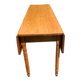 Late 19th Century Antique Pine Pennsylvania Harvest Table With Two Drop Leaves For Sale