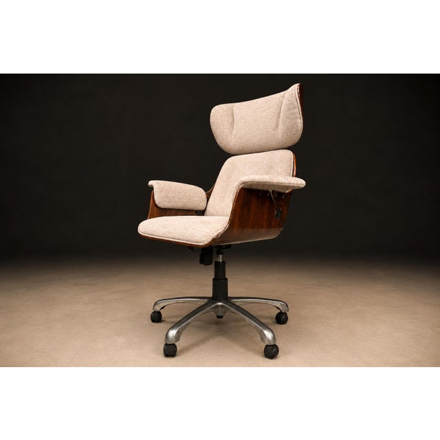 Carlo Fongaro - Tall Dinamarquesa Swivel Chair in Rosewood & Chenille, 1960s For Sale In New York - Image 6 of 18