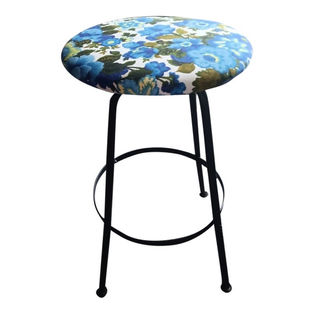 Vintage Comfort Lines Mid Century Metal Swivel Bar Stool For Sale