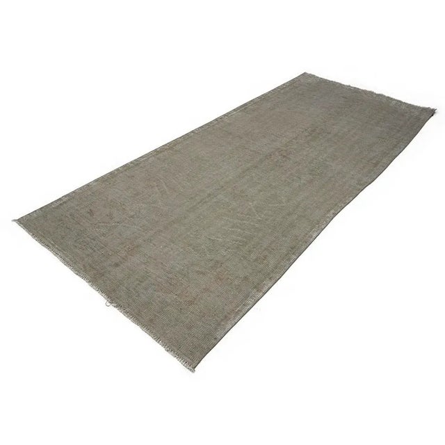 1960s Vintage Washed Out Faded Turkish Rug- 4′6″ × 10′2″ For Sale - Image 4 of 7