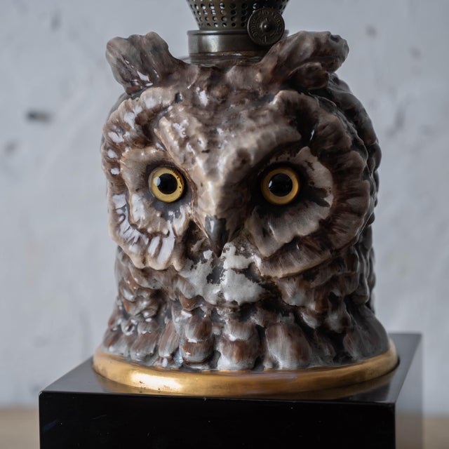 1880s Victorian Porcelain Owl Lamp For Sale In Savannah - Image 6 of 14