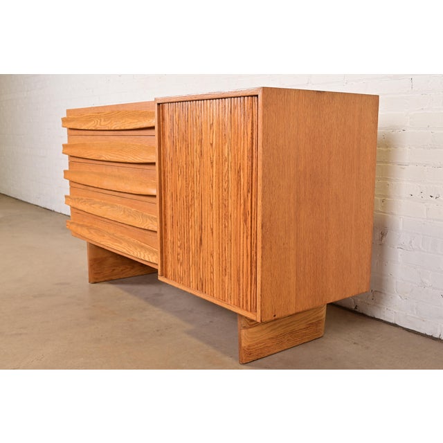Mid-Century Modern Harold Schwartz for Romweber Mid-Century Modern Sculpted Oak Tambour Door Dresser or Credenza, 1950s For Sale - Image 3 of 12
