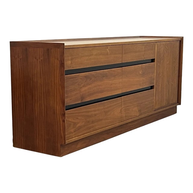 Mid Century Modern Dresser by Dillingham For Sale