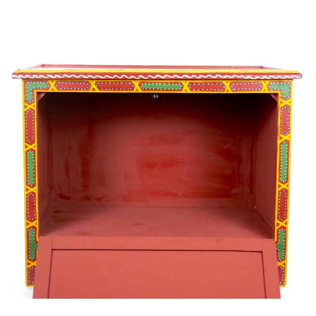 Islamic Moroccan Painted Coffee Table /Trunk Moorish Details, First Half 20th Century For Sale - Image 3 of 14