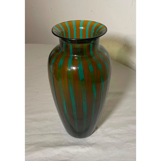 Vintage Veart Venezia Venetian Italian Art Hand Blown Caned Green Glass Vase For Sale In New York - Image 6 of 12