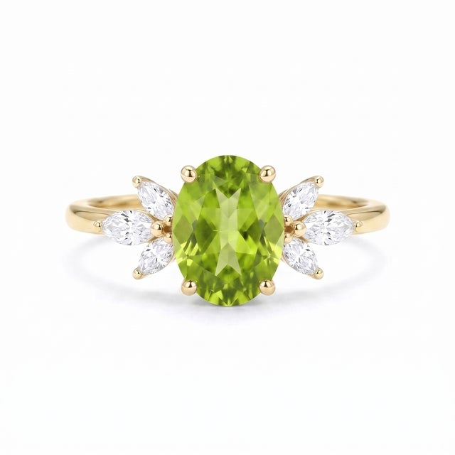 Contemporary Natural Peridot Engagement Ring - August Birthstone Ring Us 7 (All Sizes Available) For Sale - Image 3 of 4