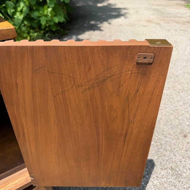 Broyhill Brasilia Walnut Mid Century Modern Room Divider / Display Cabinet, Attributed For Sale - Image 12 of 12