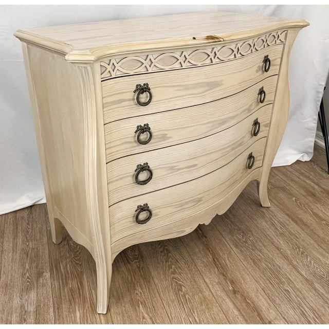 Vintage Lexington Chest of Drawers in Factory Whitewashed Driftwood