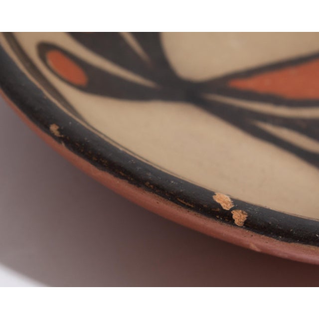 Signed Santo Domingo Pottery Bowl by Hilda Coriz For Sale - Image 4 of 9