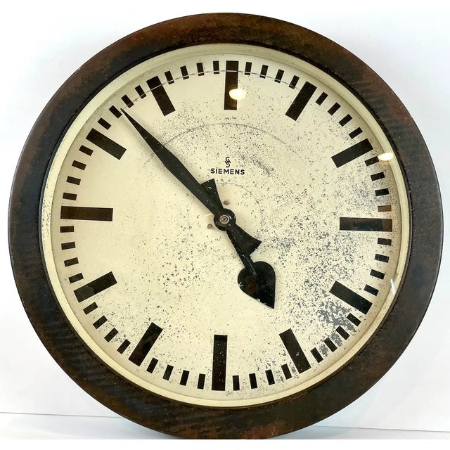 Vintage 1950s Oversized Siemens Metal Station Clock For Sale - Image 12 of 12