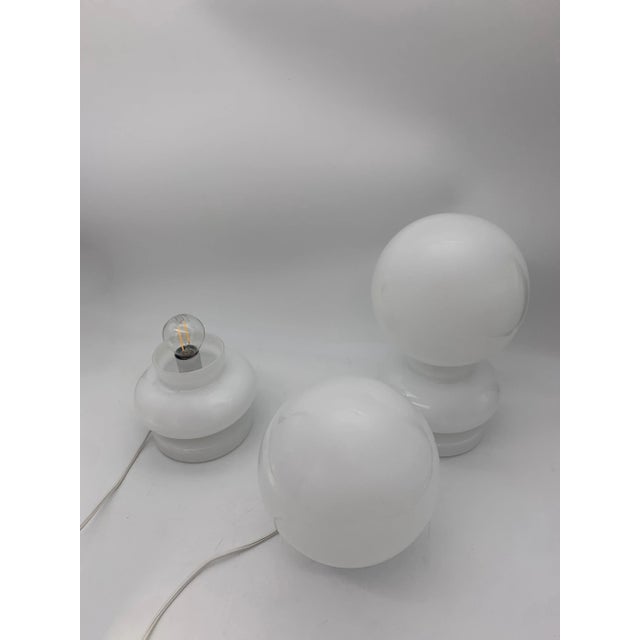 Vintage White Murano Glass Table Lamps, 1969, Set of 2 For Sale - Image 6 of 6