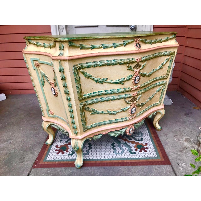 Venetian or Italian Pastel Painted and Carved in Relief Commode For Sale - Image 13 of 13
