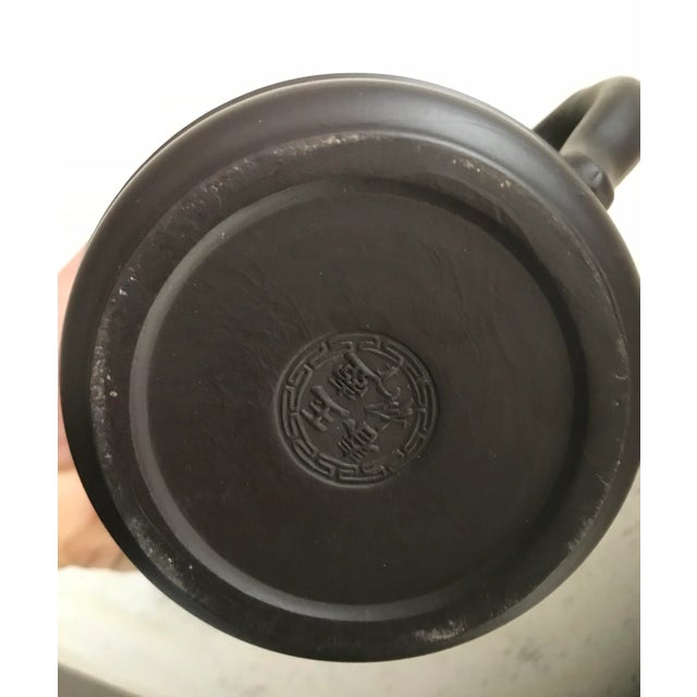 Early 21st Century Chinoiserie Black Covered Mug With Foodog Finial "Good Luck" in Presentation Box For Sale - Image 5 of 9