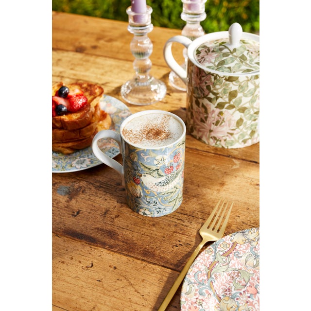 Spode Morris & Co Mug 12 oz., Strawberry Thief For Sale - Image 10 of 11