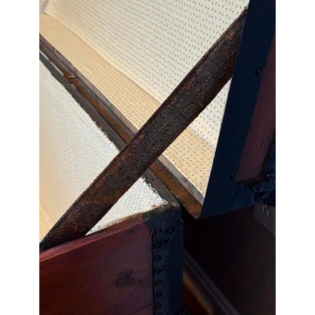 19th Century Antique E.J. Jones New York Dome Top Steamer Trunk For Sale - Image 9 of 10