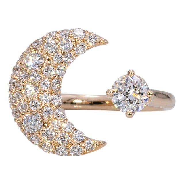 1.2Ct Lab Grown Diamond Moon Ring With Diamond Accents in Solid 14k Gold, Size 6.75 For Sale