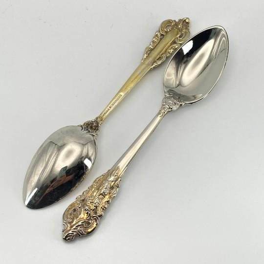 “Baroque by Godinger” Silverplate 65-Piece Flatware Set: Service for 12 With Serving Pieces and Vintage Storage Chest For Sale - Image 10 of 18
