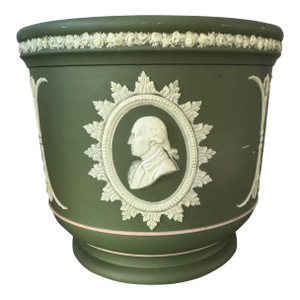 Wedgwood Jasperware Founding Fathers Cachepot or Jardiniere