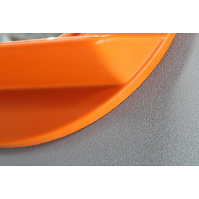 Vintage Space Age Italian Round Plastic Mirror with Shelf, 1970s For Sale - Image 10 of 12