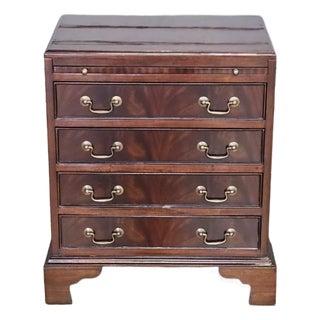 Niagara Furniture General George Washington Flame Mahogany Campaign Chest Bachelor Chest For Sale