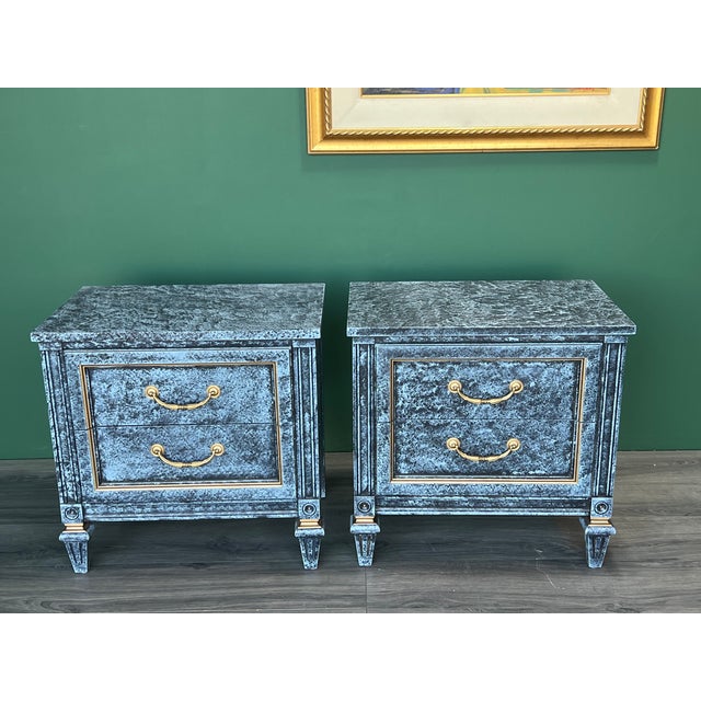 American of Martinsville Late 20th Century Pair of Mid-Century Walnut Nightstands by Martinsville For Sale - Image 4 of 13