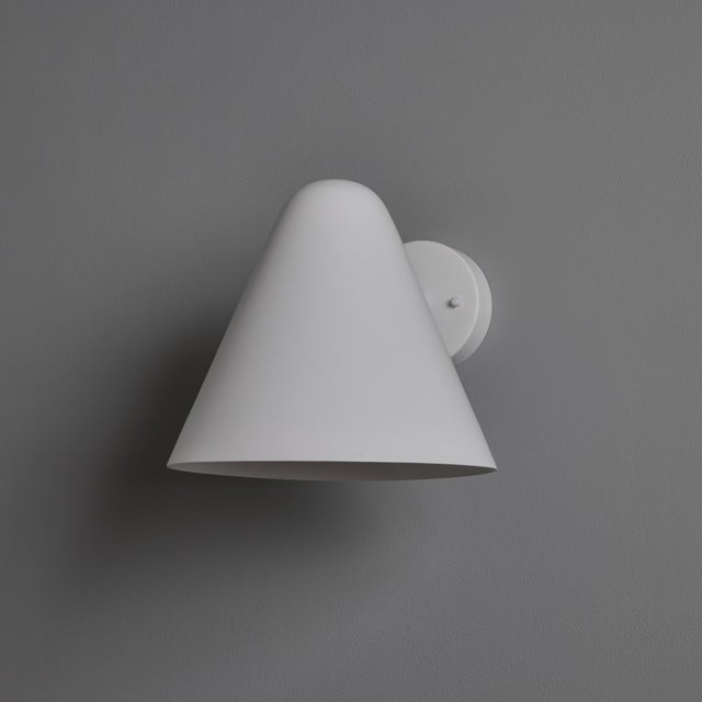 Mid-Century Modern 'ZuZu' White Painted Brass Wall Sconce in the Style of Jacques Biny For Sale - Image 9 of 18