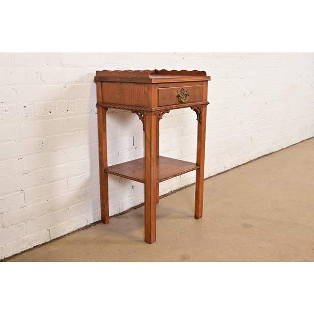 Baker Furniture Company Georgian Carved Mahogany Nightstand or Occasional Side Table by Northern Furniture Co., Circa 1960s For Sale - Image 4 of 16