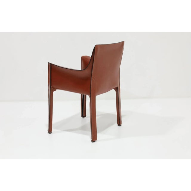 Modern Mid-20th Century 413 “Cab” Chair Attributed to Mario Bellini for Cassina in Hazelnut Leather For Sale - Image 3 of 4