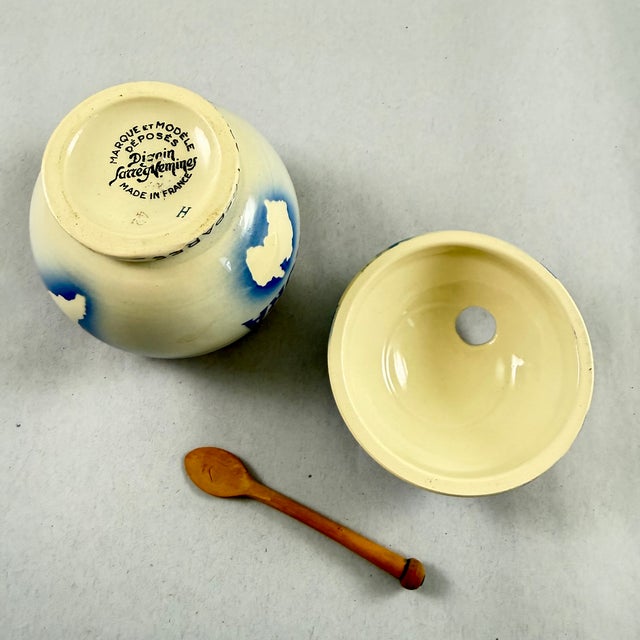 1930s Amora Mustard World Globe French Cafe Pot & Spoon For Sale - Image 14 of 15