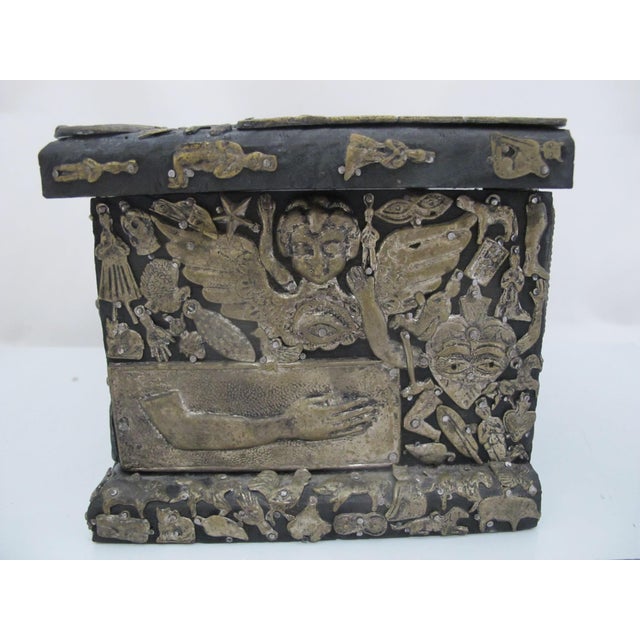 Wood Estela Ogazon Exceptional Milagros Wood Charm Mexico Folk Art Box For Sale - Image 7 of 17
