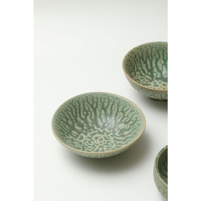 Green Japanese Ceramic Bowl With Kiln-Transformed Veined Patterns - Set of 4 For Sale - Image 8 of 8