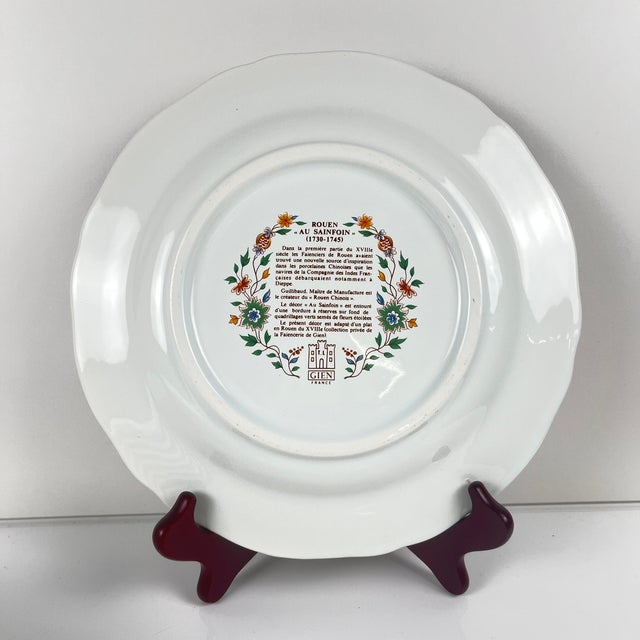 White Dinner Plates with Rouen Sainfoin Pattern from Gien, 1990, Set of 8 For Sale - Image 8 of 12