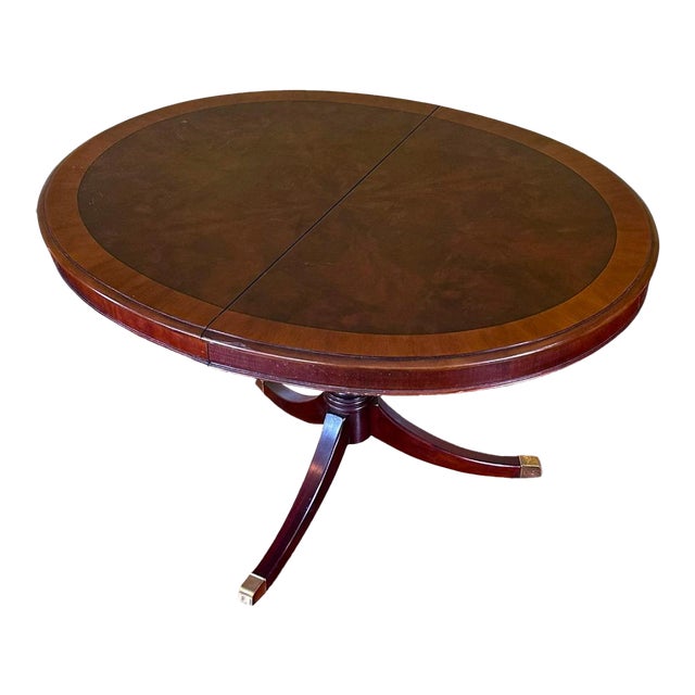 Vintage Drexel Chippendale Mahogany Pedestal Dining Table With Burlwood Veneer Top For Sale