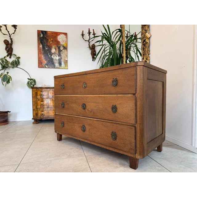 Original piece: Authentic walnut-veneered Baroque chest of drawers circa 1780. Dimensions: Height x Width x Depth 88 x 128...