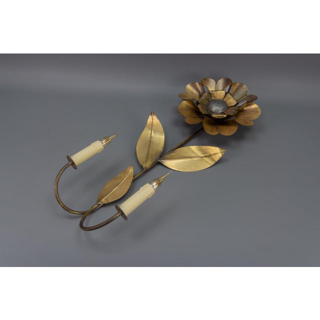 Mid-Century Modern Brass and Metal Flower-Shaped Twin Arm Sconce, France, 1950s For Sale - Image 15 of 18